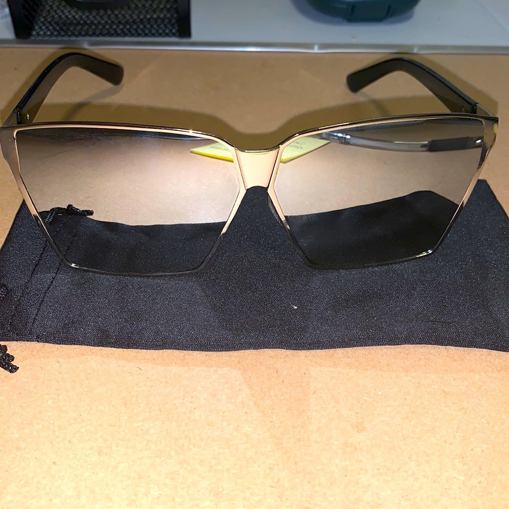 Mirror mirror fashion sunglasses